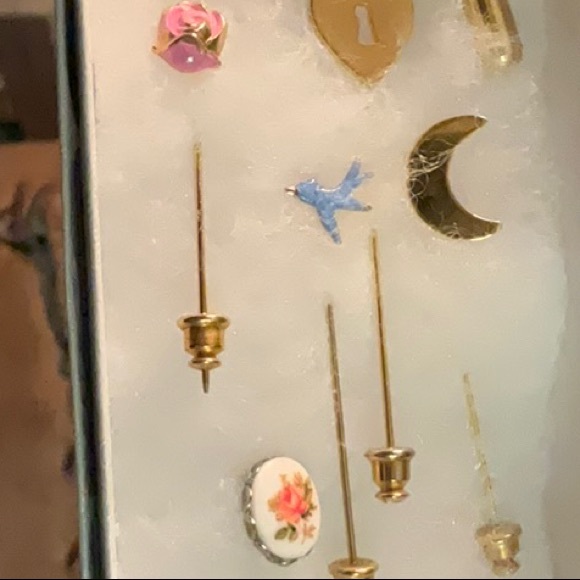 Avon Pin and 8 Stick Pins Lot Telephone Flower Lock Moon Butterfly Bird Stars - Picture 11 of 12